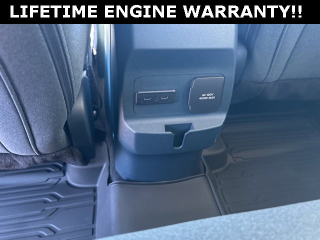 New 2025 Ford Maverick XLT image 33