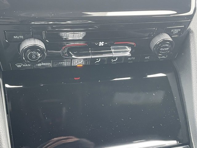 New 2025 Jeep Grand Cherokee L Laredo image 42