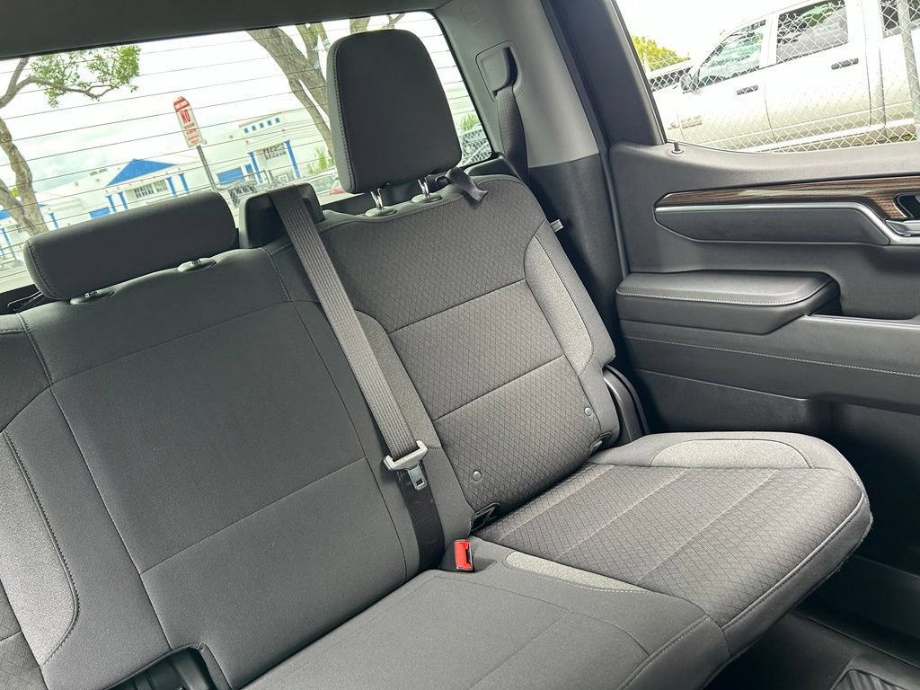 Used 2025 Chevrolet Silverado 1500 RST RWD image 15