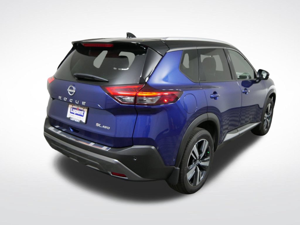 Used 2023 Nissan Rogue SL AWD/4WD image 3