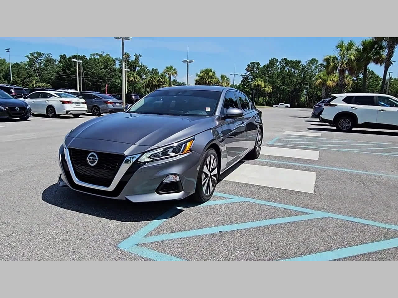 Used 2022 Nissan Altima 2.5 SV image 21