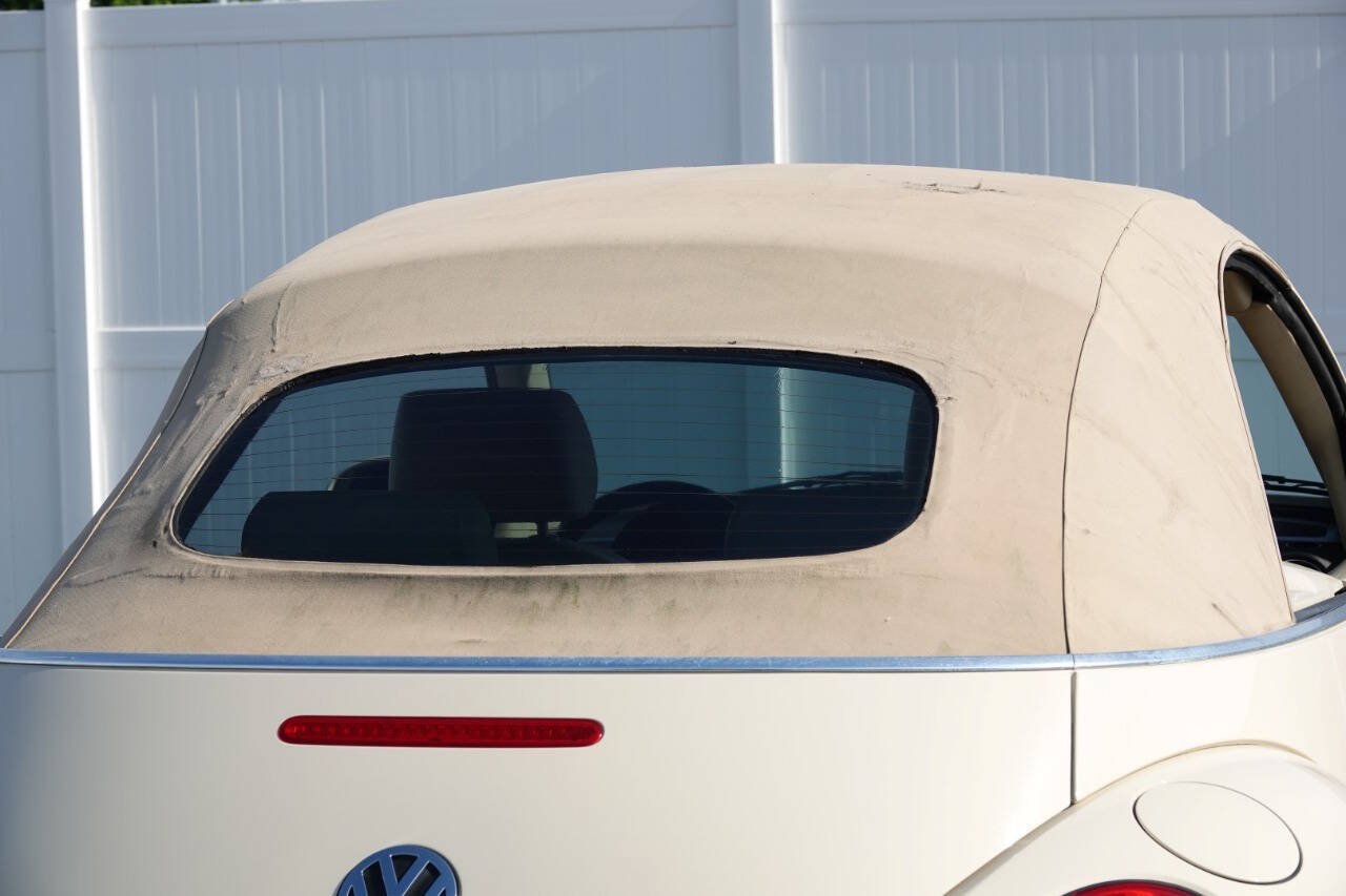 Used 2008 Volkswagen Beetle SE FWD image 99