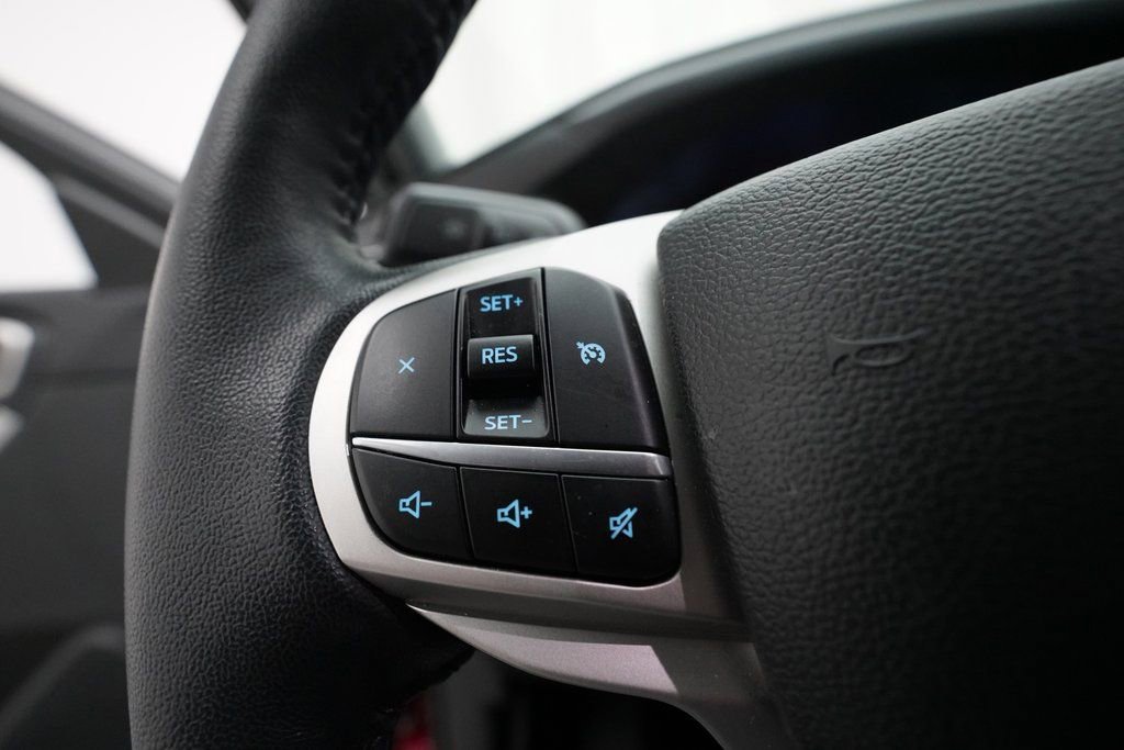 Used 2023 Ford Explorer XLT w/ Equipment Group 202A image 19