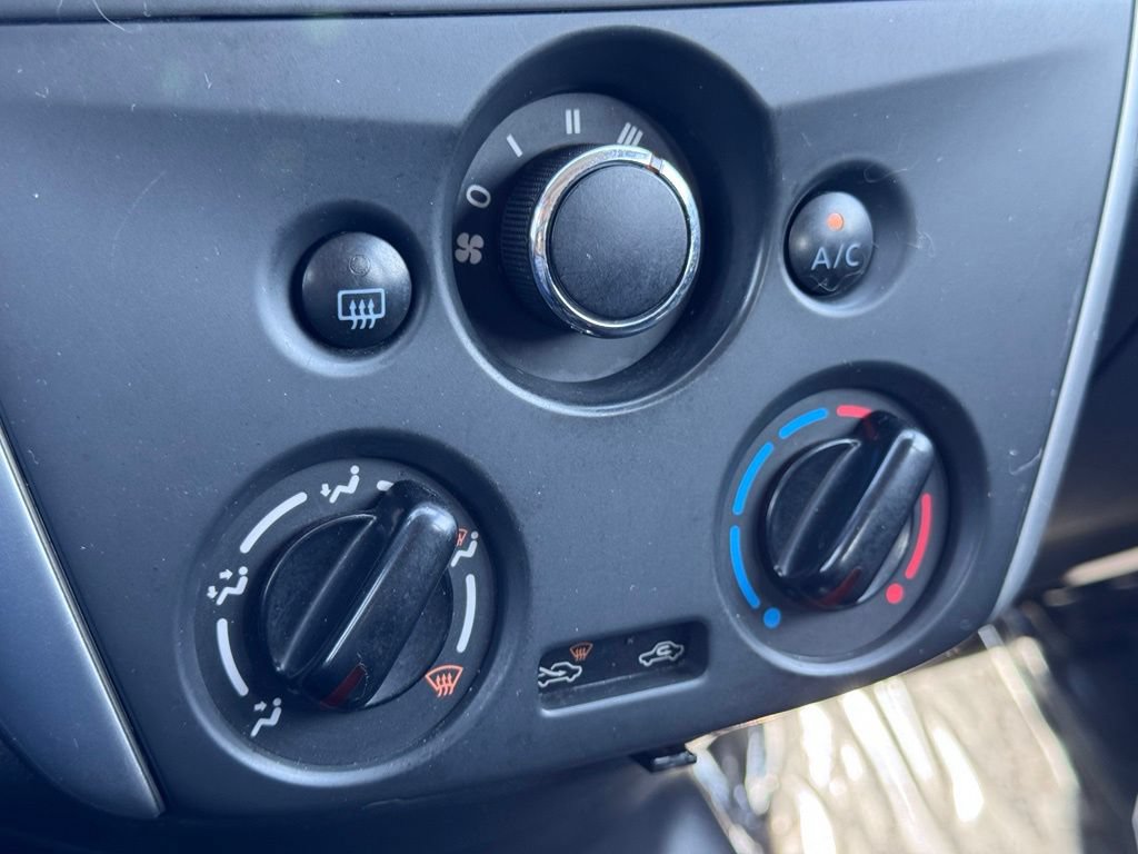 Used 2018 Nissan Versa Note S FWD image 10