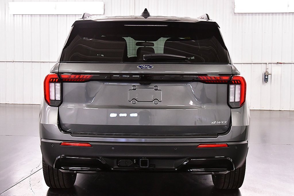 New 2026 Ford Explorer ST-Line image 6