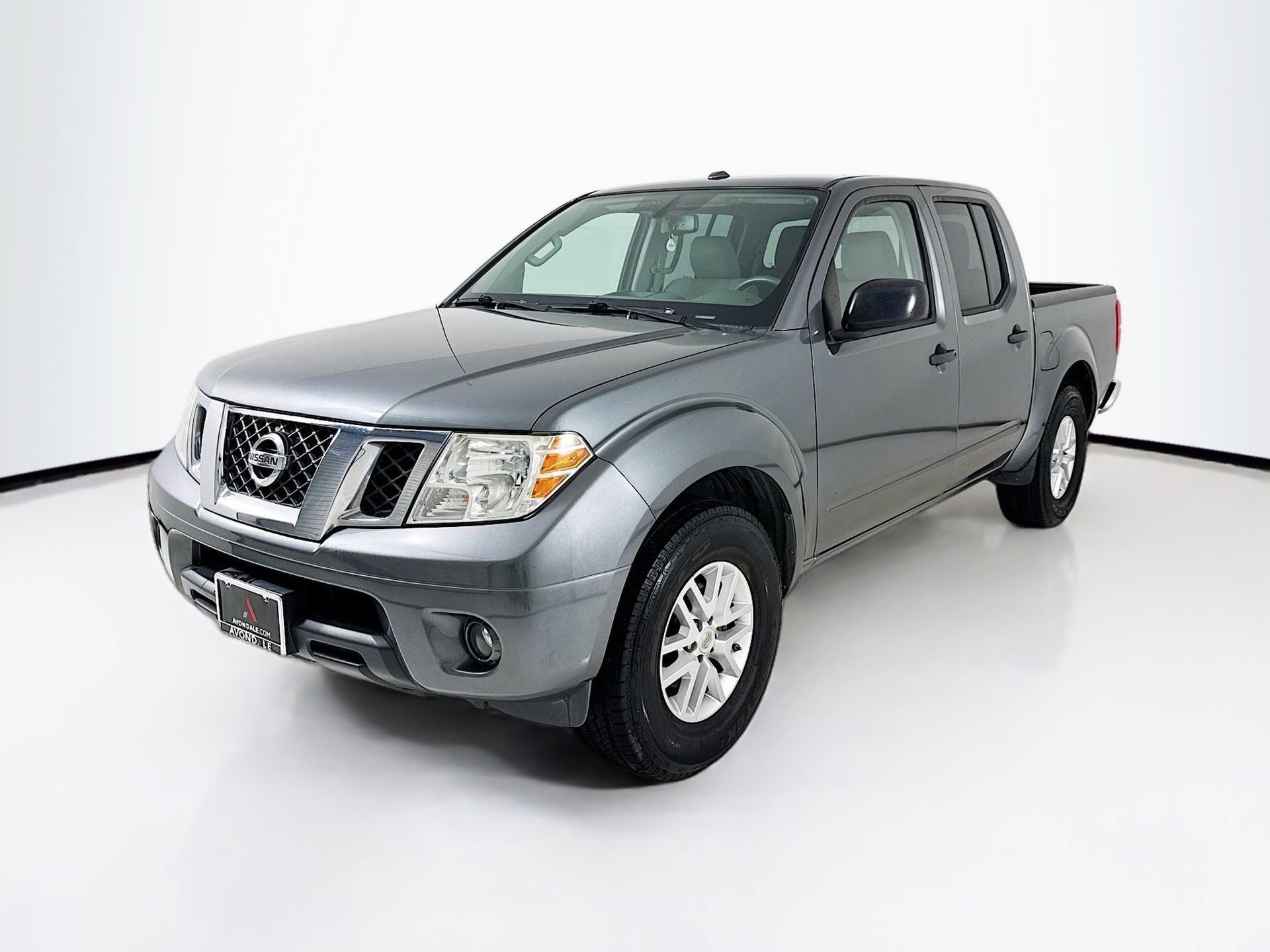Used 2016 Nissan Frontier SV w/ SV Value Truck Package RWD image 3