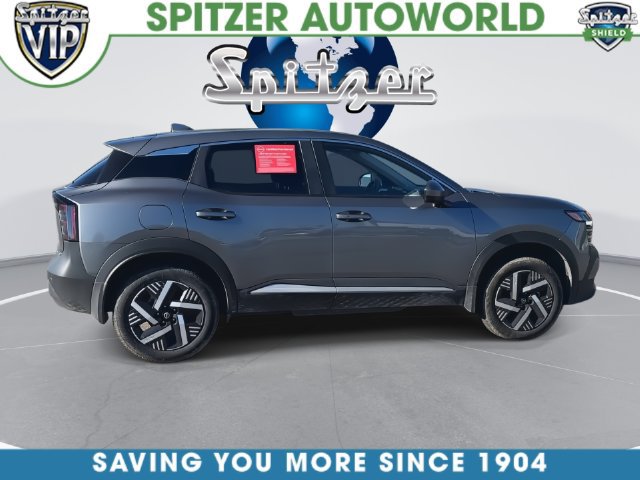 Used 2025 Nissan Kicks SV FWD image 10
