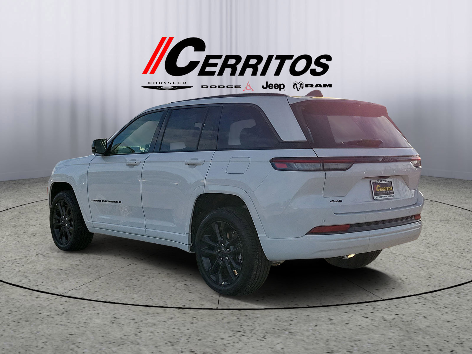 New 2026 Jeep Grand Cherokee Limited AWD/4WD image 2