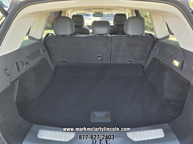 New 2026 Lincoln Nautilus Premier AWD/4WD image 12