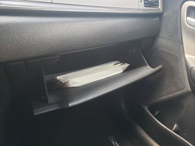 Used 2019 Kia Niro LX FWD image 29