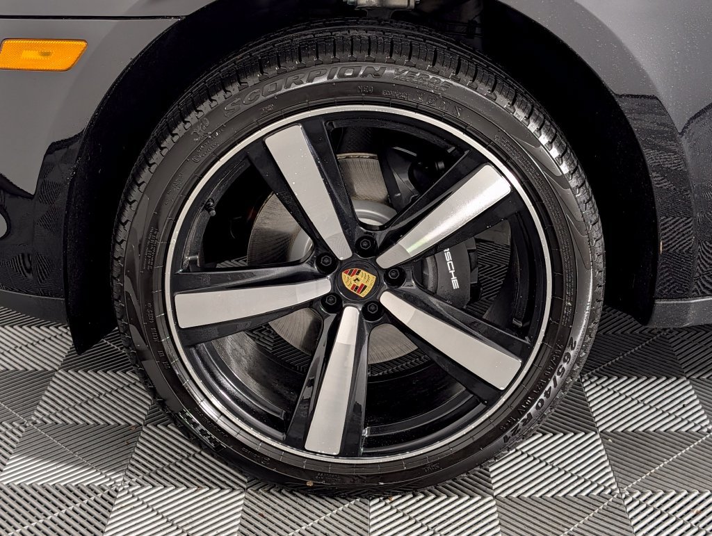 New 2026 Porsche Macan AWD/4WD image 11