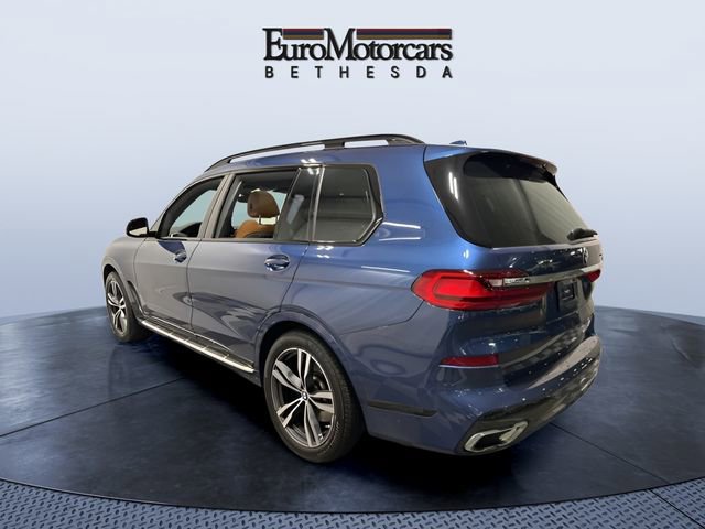 Used 2022 BMW X7 xDrive40i w/ M Sport Package image 3