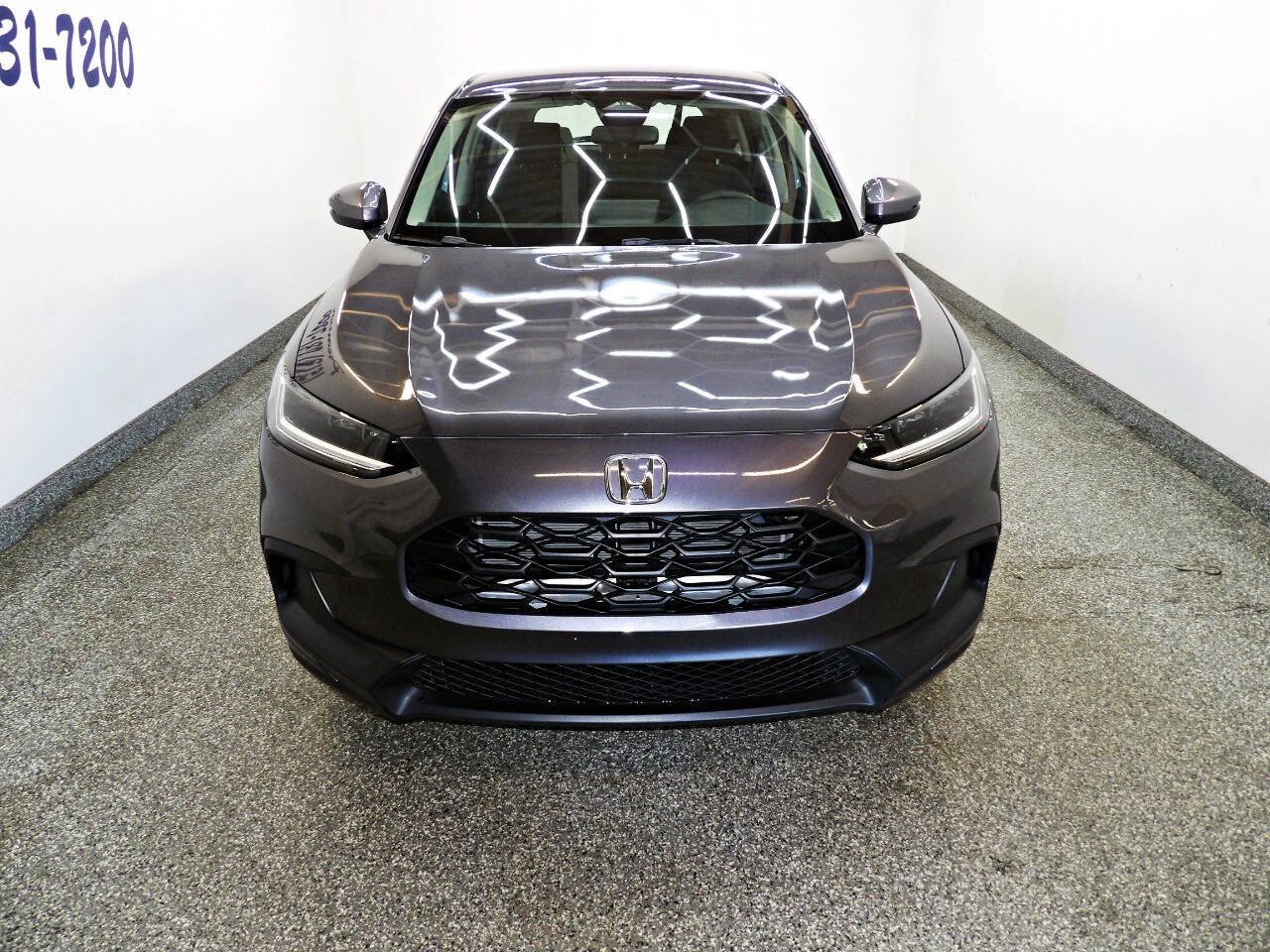 Used 2024 Honda HR-V LX image 2
