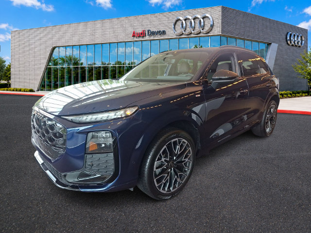 New 2026 Audi Q3 quattro 2.0T AWD/4WD image 2