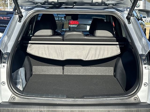 Used 2024 Toyota Corolla Cross XLE w/ Convenience Package image 24