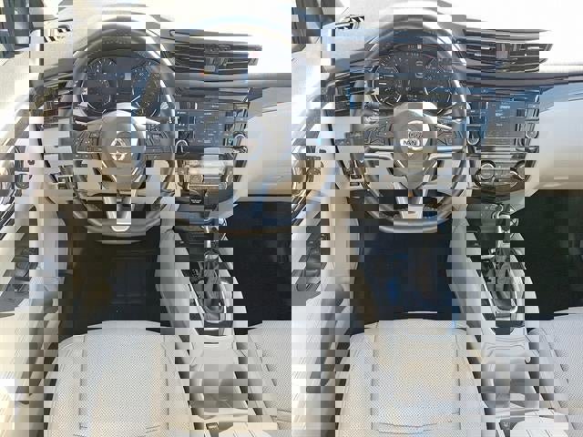 Used 2022 Nissan Rogue Sport SL image 11