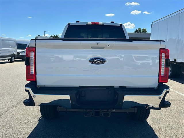 New 2026 Ford F350 Lariat w/ Chrome Package image 9
