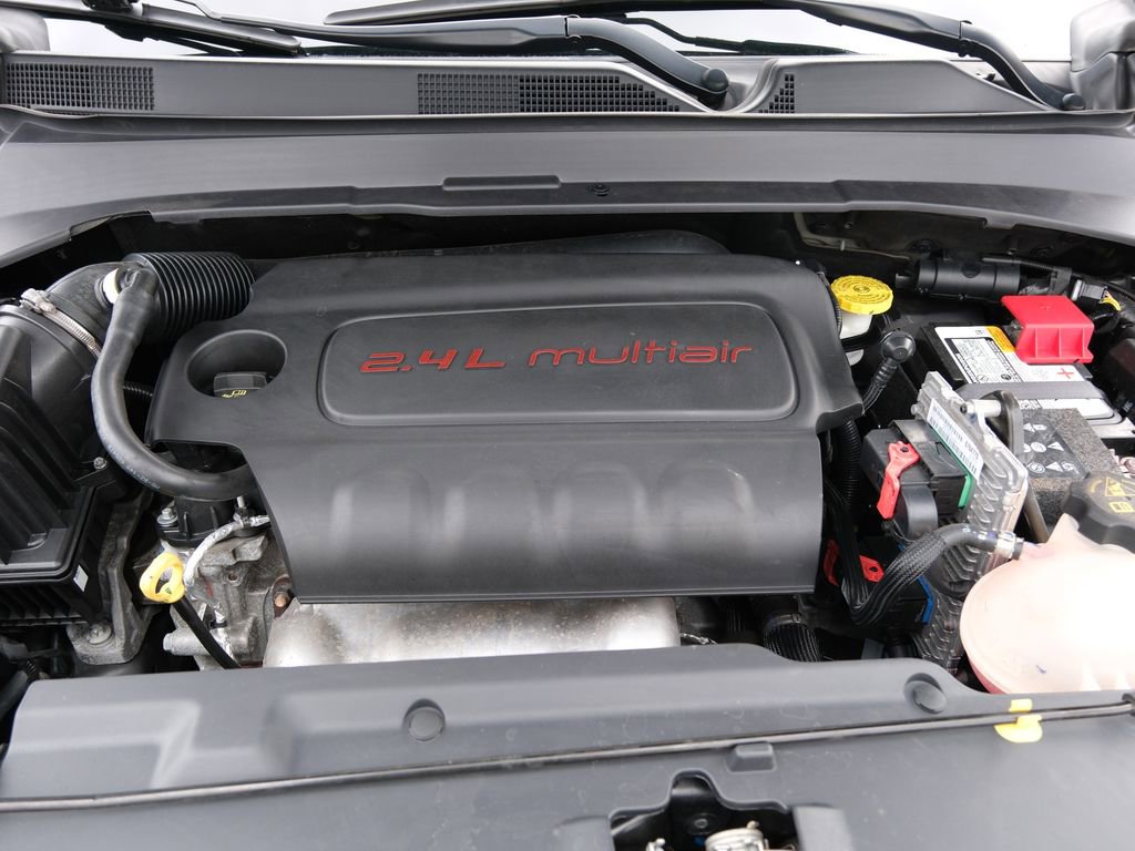 Used 2022 Jeep Compass Limited image 33