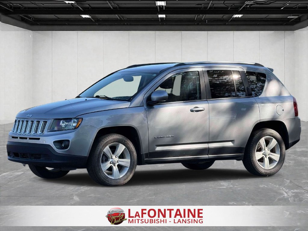 Used 2017 Jeep Compass Latitude AWD/4WD image 1