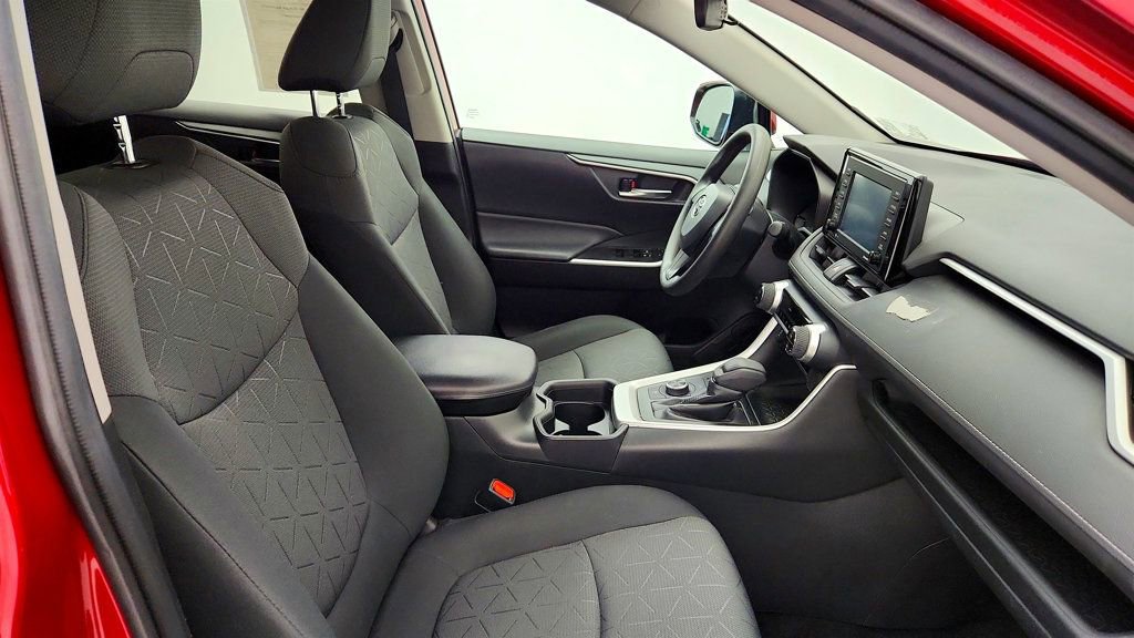 Used 2020 Toyota RAV4 XLE w/ Convenience Package AWD/4WD image 24