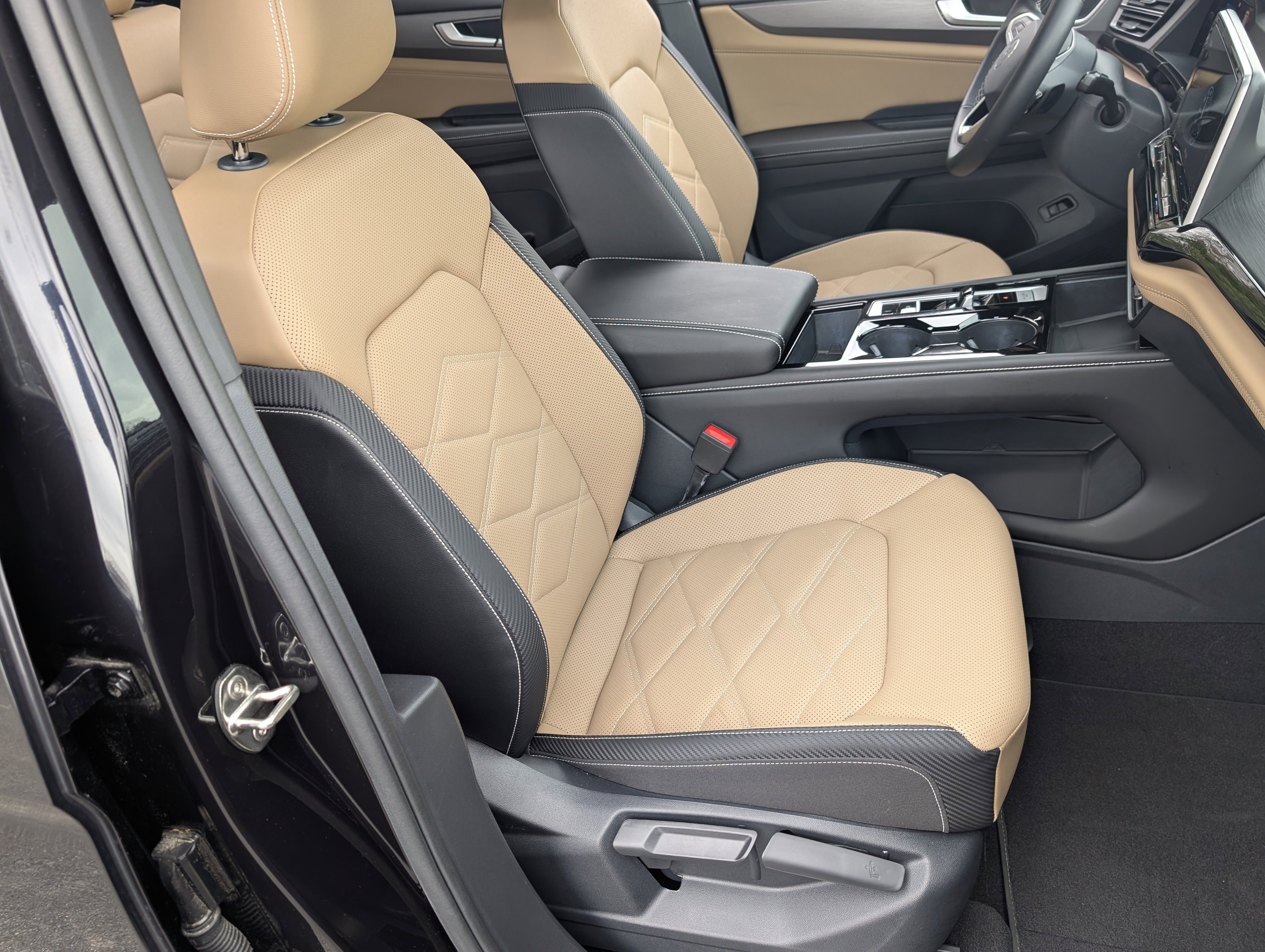 Used 2024 Volkswagen Atlas Cross Sport SE image 21