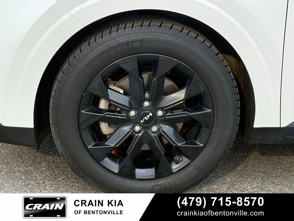 Used 2022 Kia Carnival SX image 36