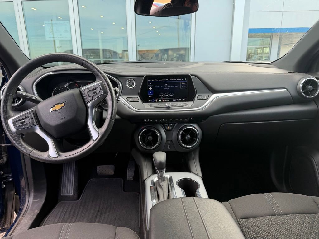 Used 2022 Chevrolet Blazer LT image 6