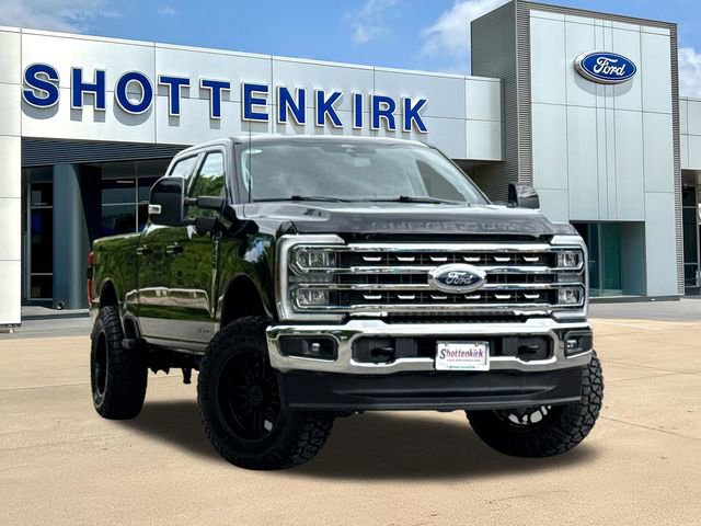 Used 2024 Ford F250 Lariat image 1