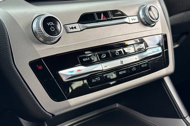 Certified 2022 Ford Explorer XLT image 23