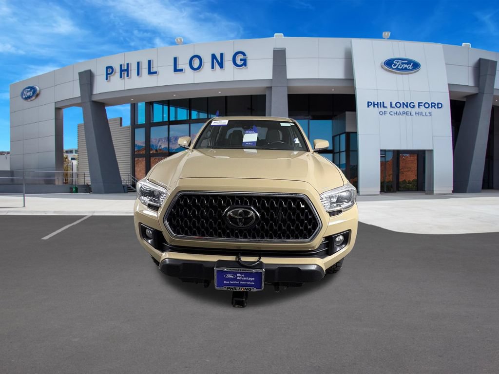 Used 2018 Toyota Tacoma TRD Off-Road w/ Technology Package AWD/4WD image 8