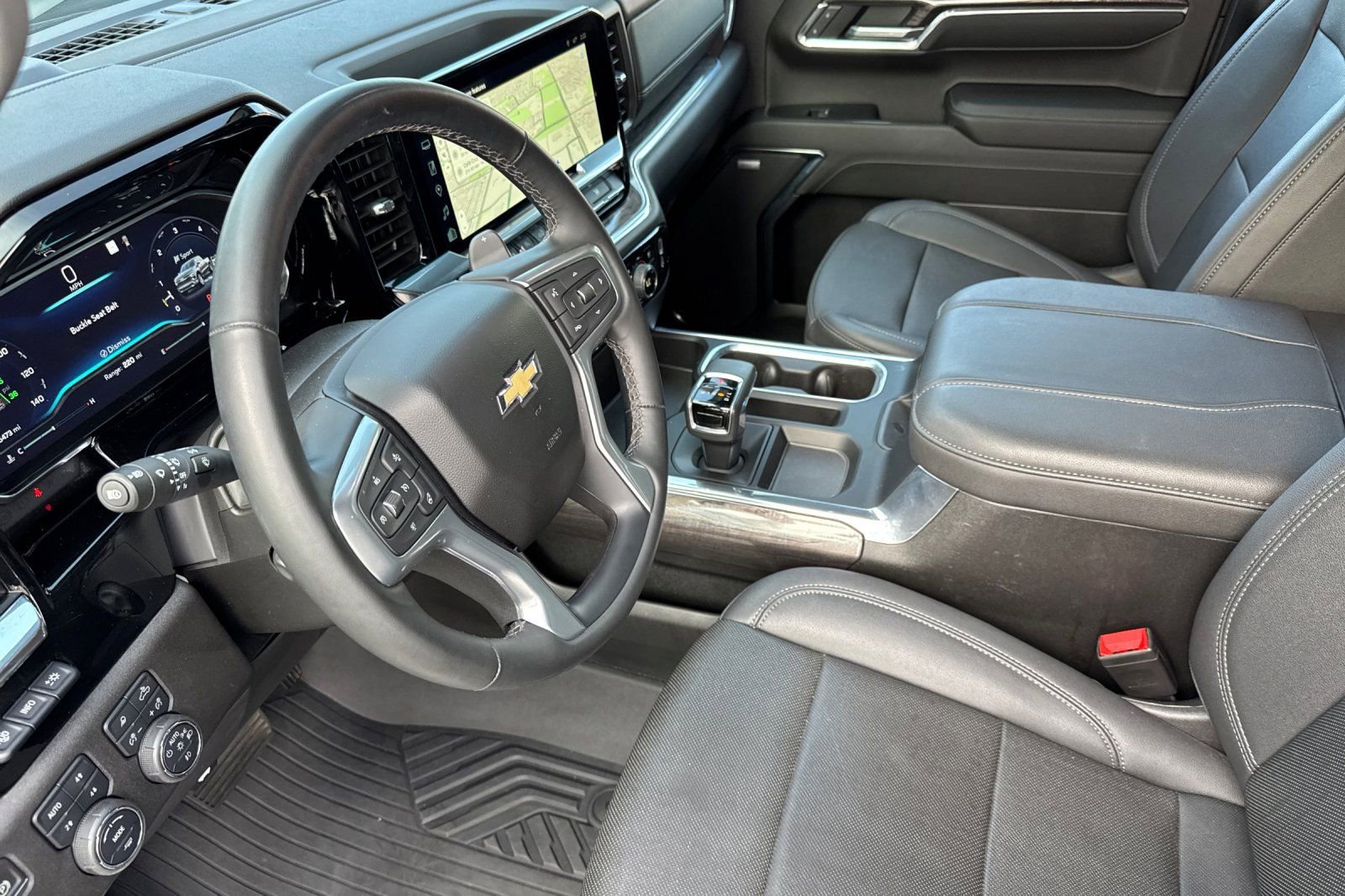 Used 2023 Chevrolet Silverado 1500 LTZ image 9