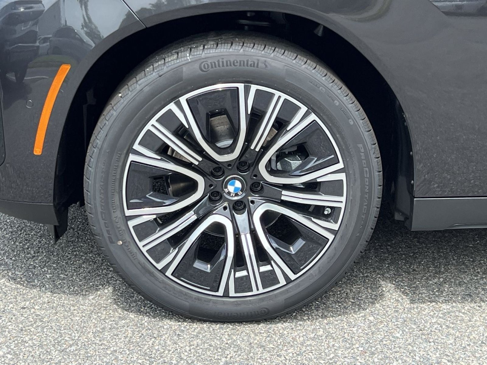 New 2026 BMW X3 xDrive30i w/ Premium Package AWD/4WD image 9