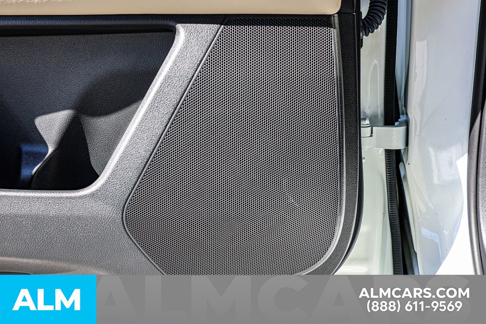 Used 2025 INFINITI QX60 Luxe w/ Cargo Package image 51