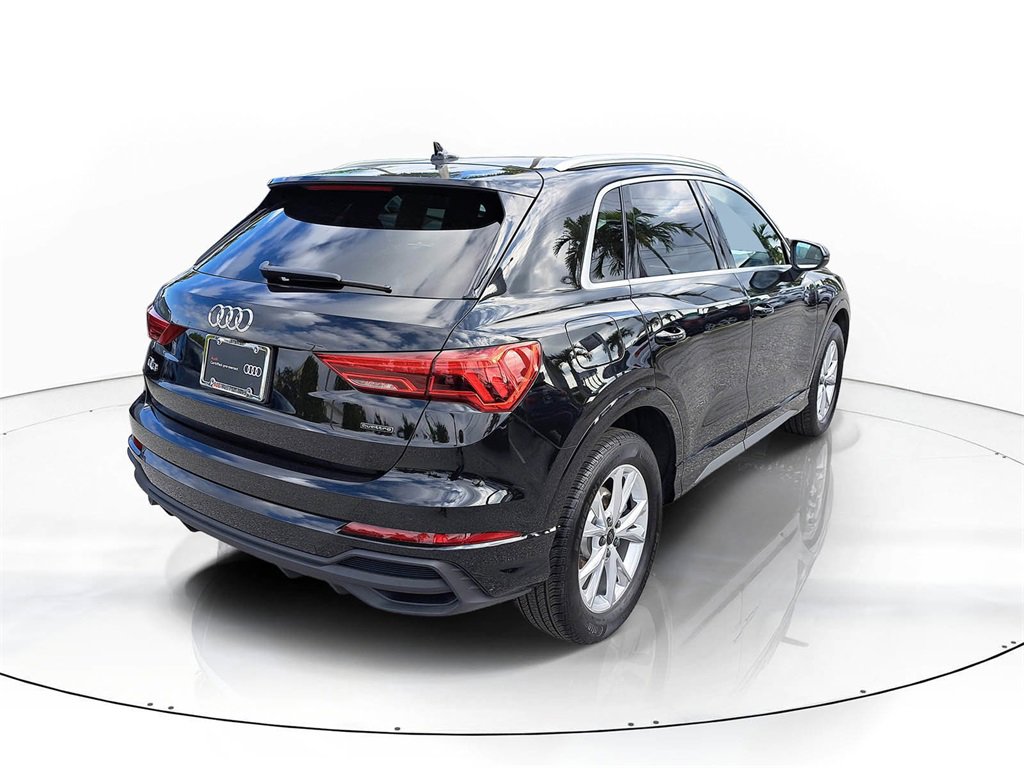 Certified 2025 Audi Q3 2.0T Premium w/ Convenience Package image 4