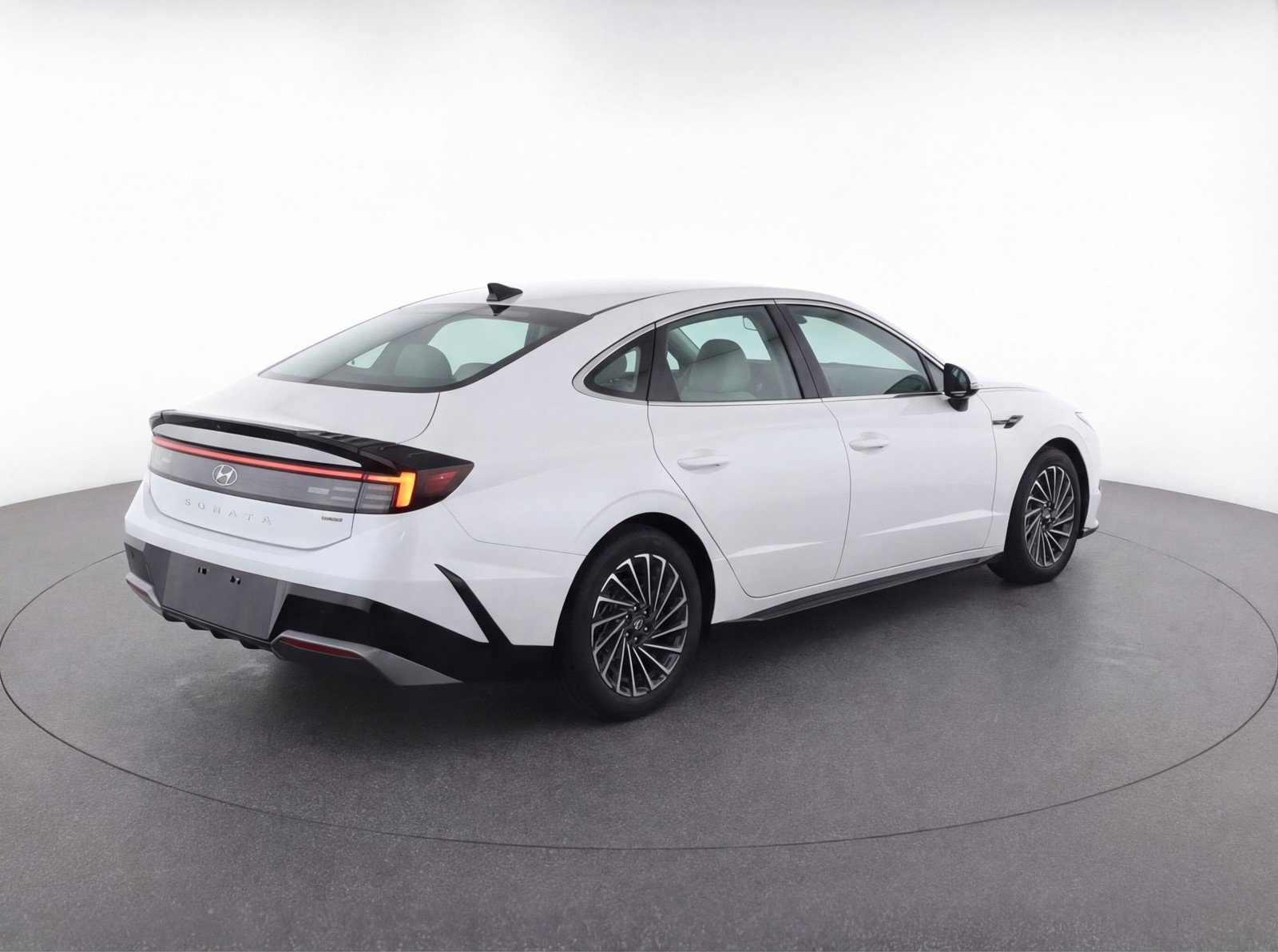 Used 2024 Hyundai Sonata SEL image 9