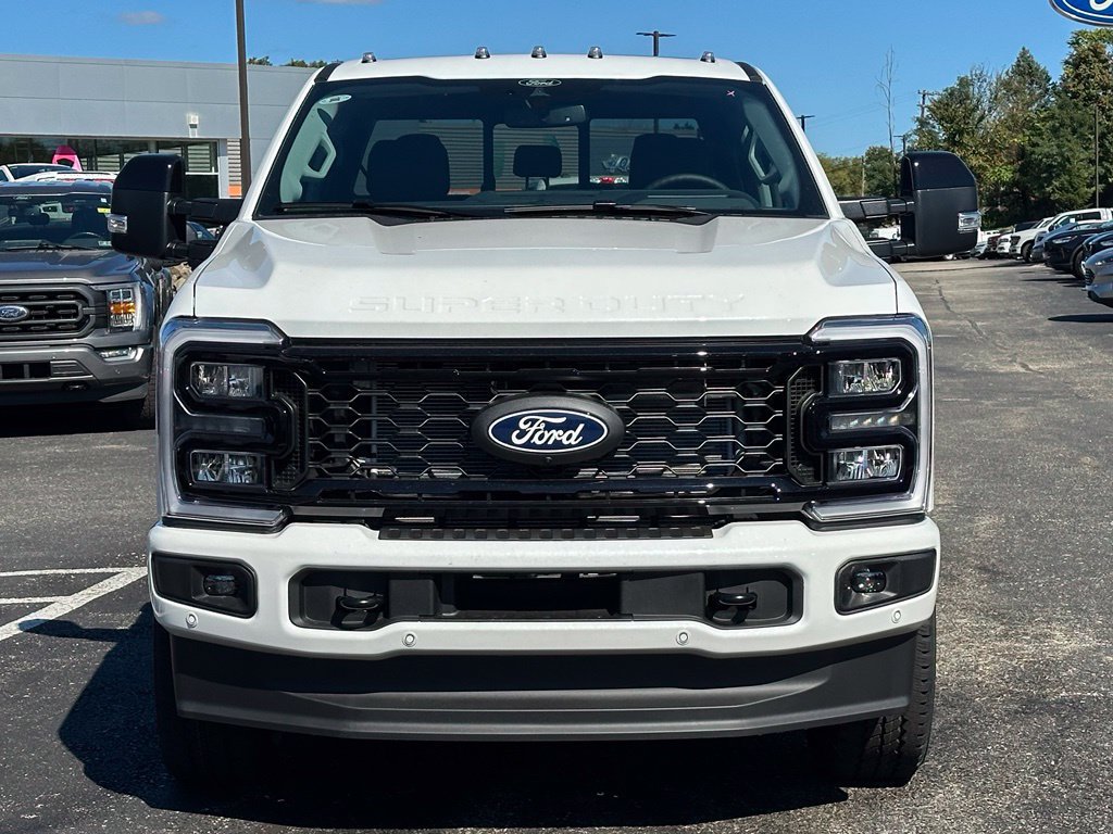 New 2027 Ford F250 Lariat w/ Black Appearance Package AWD/4WD image 36