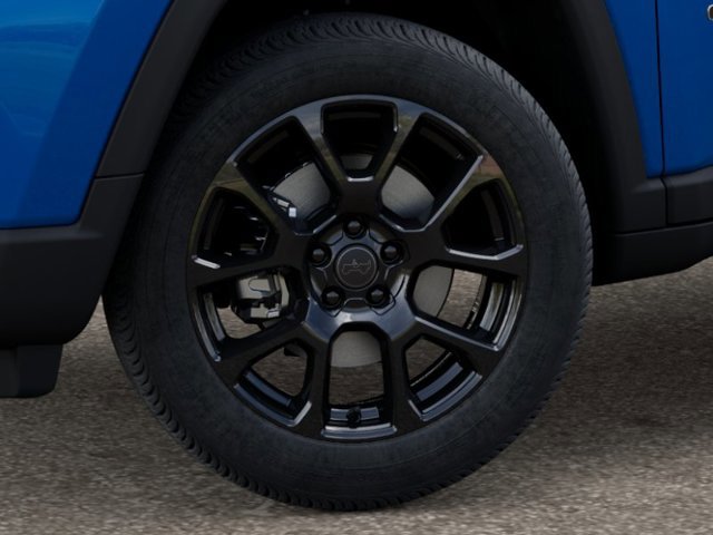 New 2026 Jeep Compass Latitude image 8