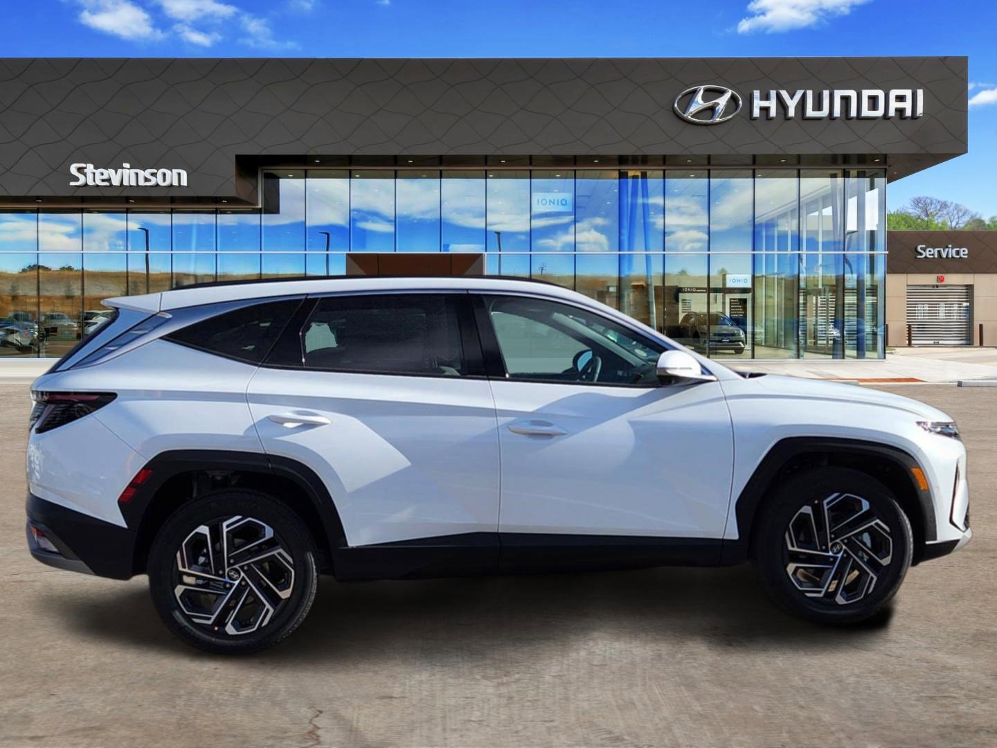New 2026 Hyundai Tucson Limited AWD/4WD image 4