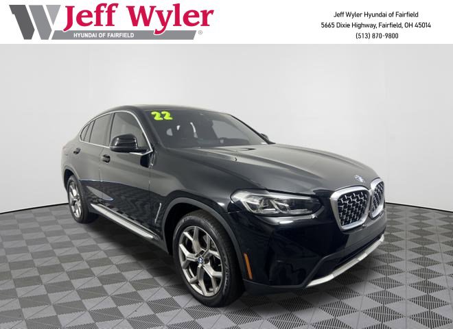 Used 2022 BMW X4 xDrive30i w/ Premium Package 2