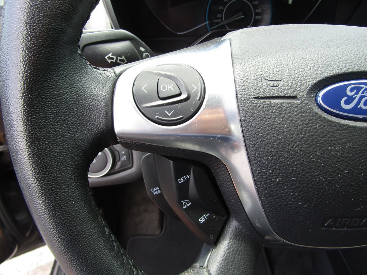 Used 2018 Ford C-MAX SE FWD image 8