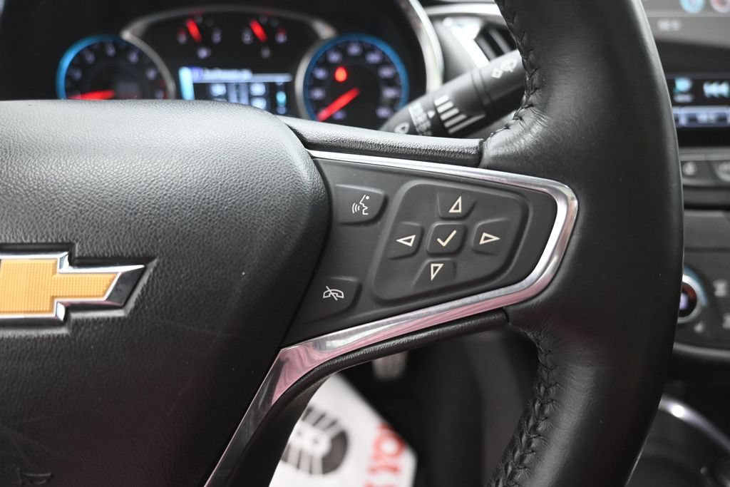 Used 2016 Chevrolet Malibu Premier FWD image 27