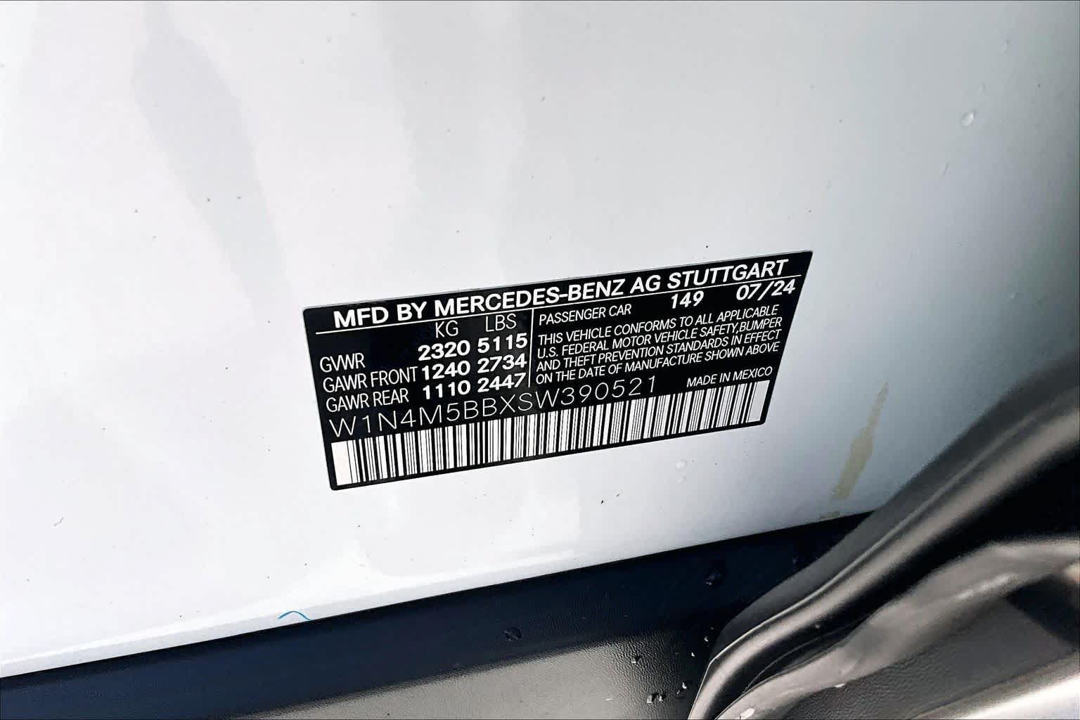 Used 2025 Mercedes-Benz GLB 35 AMG 4MATIC image 35