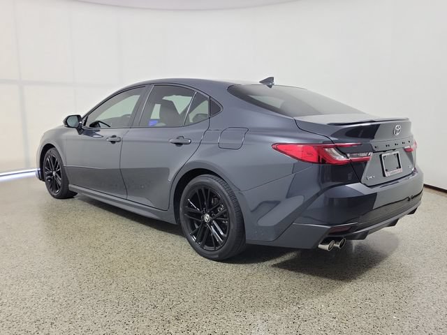 Used 2026 Toyota Camry SE FWD image 7
