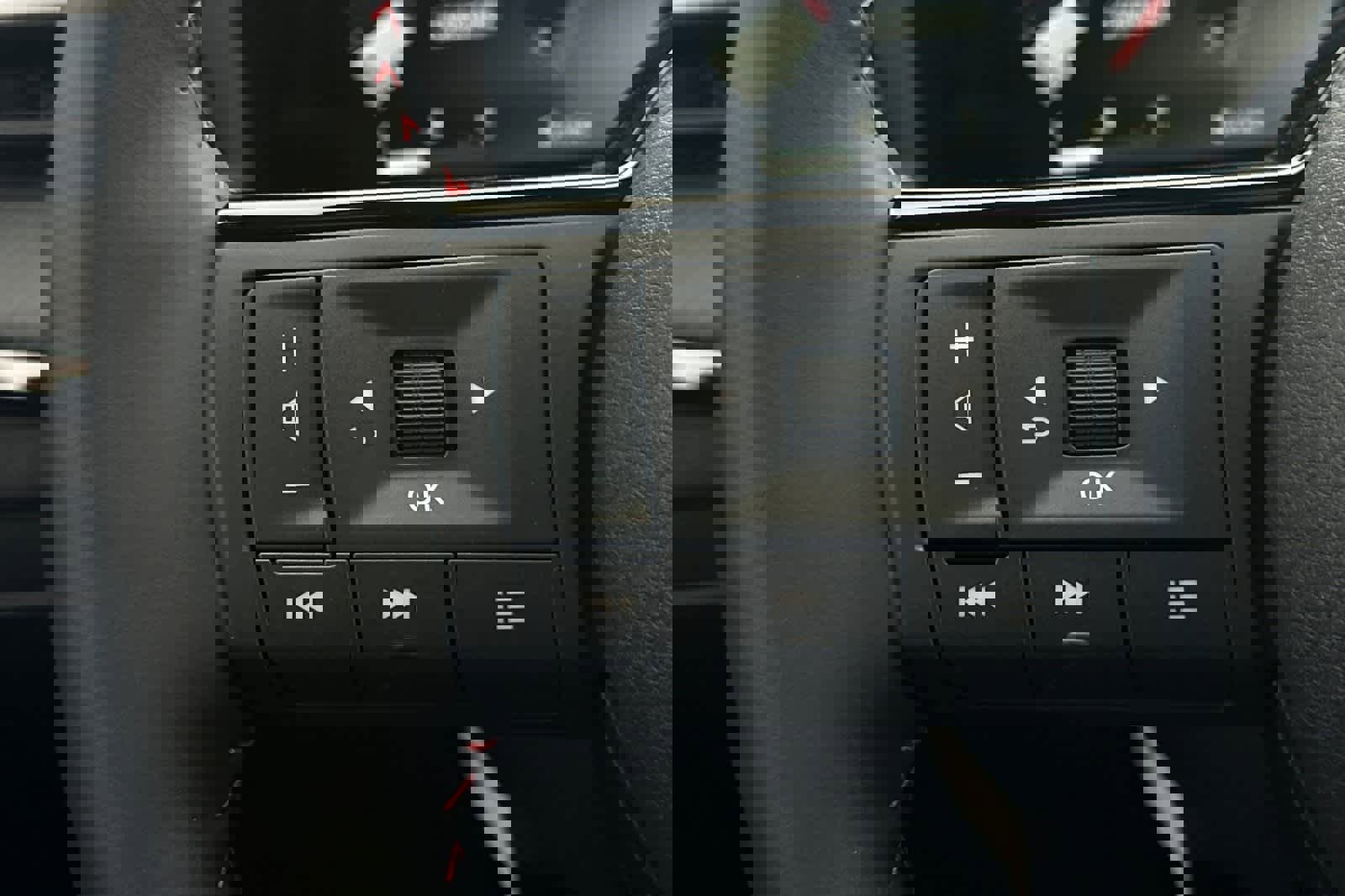 New 2026 Nissan Kicks SR image 28