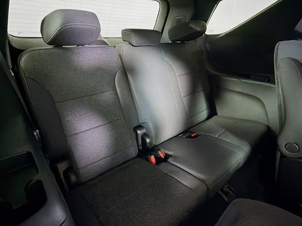 New 2026 Chevrolet Traverse LT w/ LPO, Floor Liner Package AWD/4WD image 22