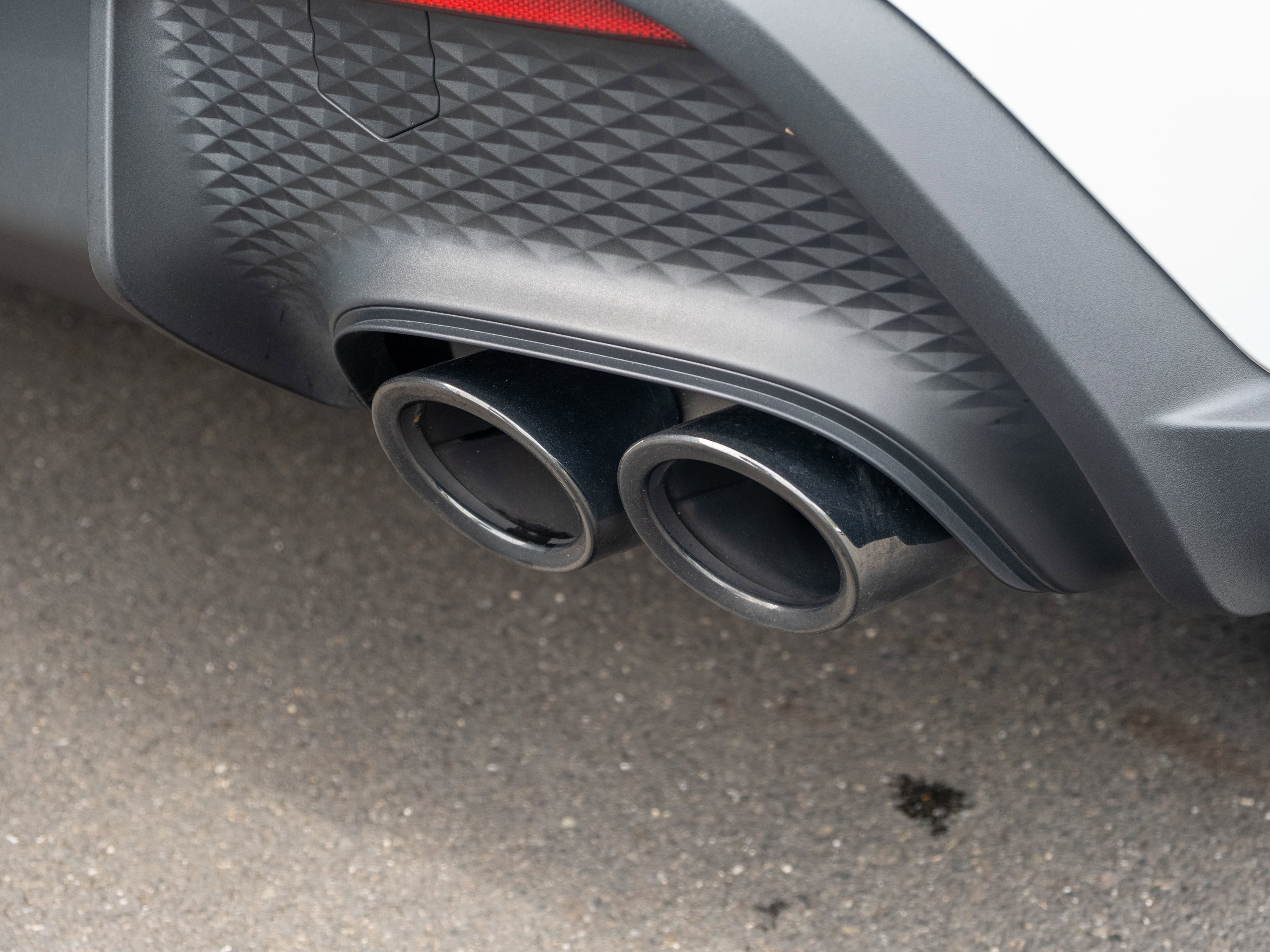 Certified 2026 Porsche Macan AWD/4WD image 48