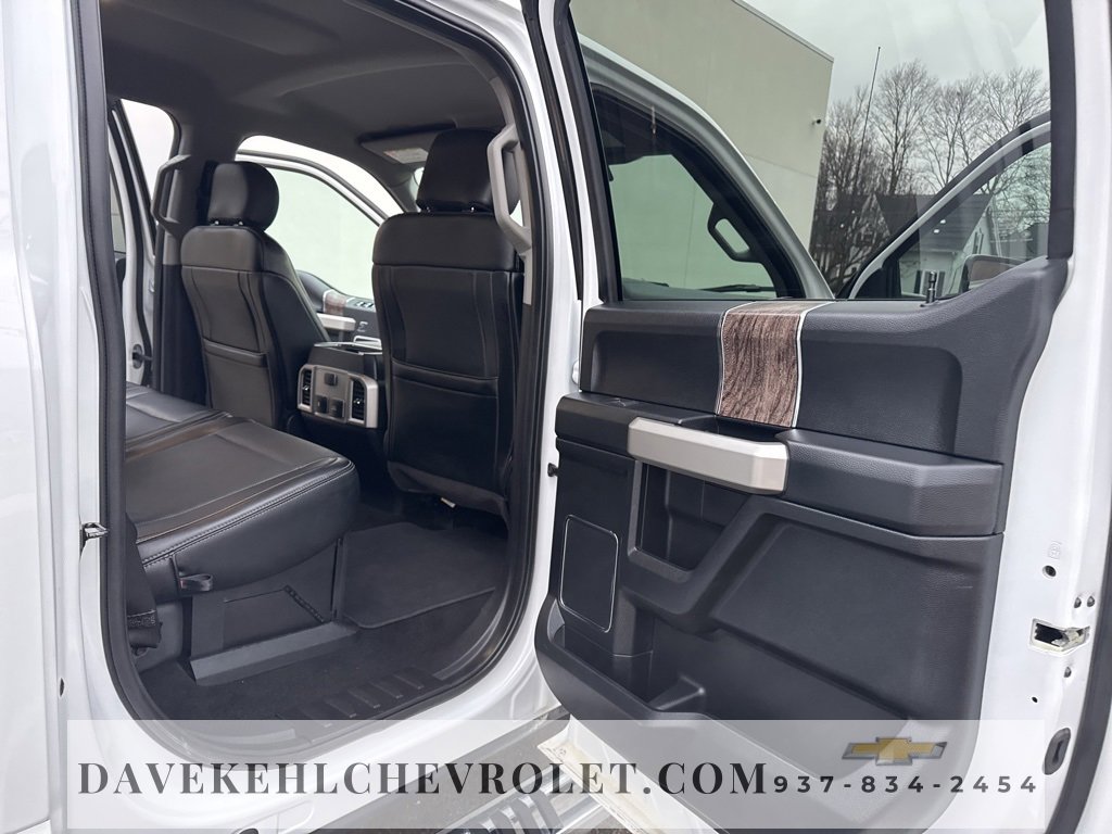 Used 2019 Ford F250 Lariat w/ Chrome Package image 25