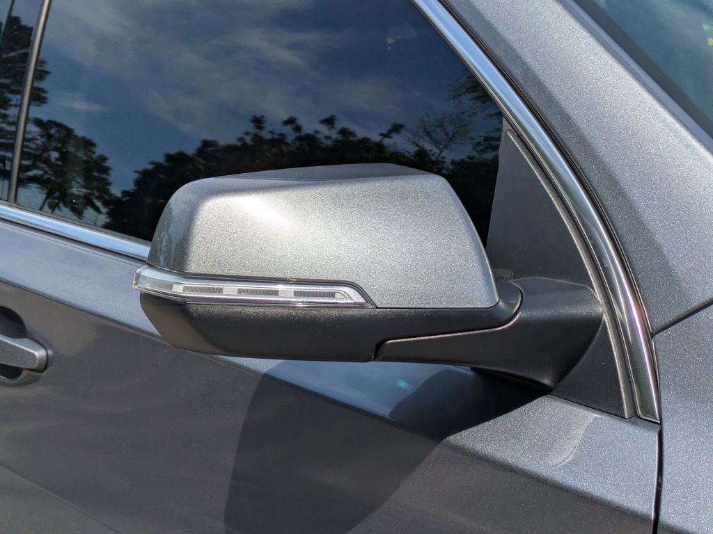 Used 2021 Chevrolet Traverse LT image 10