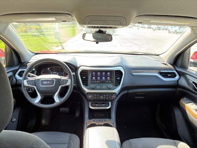 Used 2021 GMC Acadia SLE w/ Driver Convenience Package AWD/4WD image 13