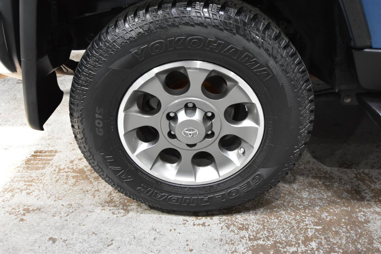Used 2012 Toyota FJ Cruiser 4WD w/ Convenience Pkg image 51